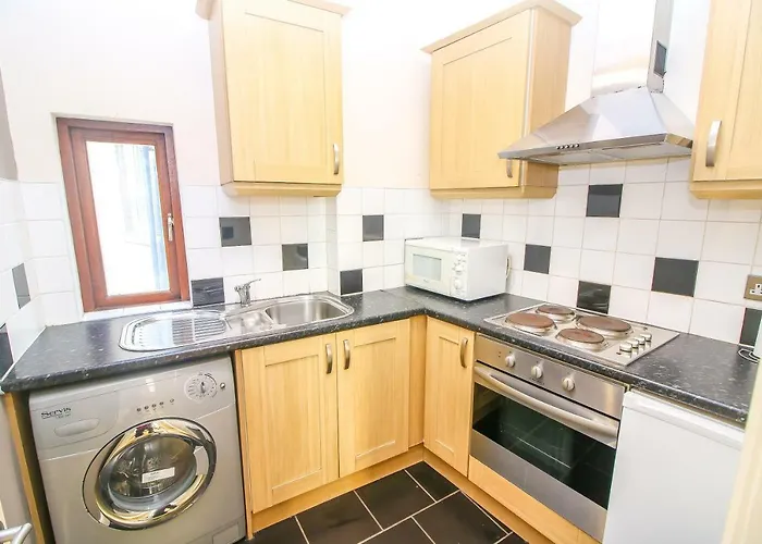 Studio Flat Near Liverpool St & Shoreditch London.